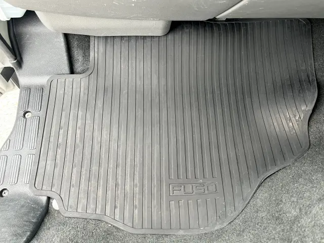 三菱 キャンター 2TG-FBA00(2WD)の写真25