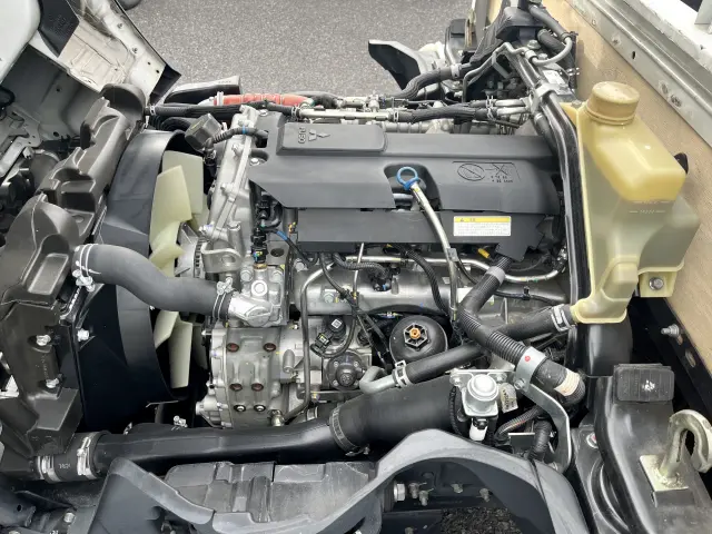 三菱 キャンター 2TG-FBA00(2WD)の写真30