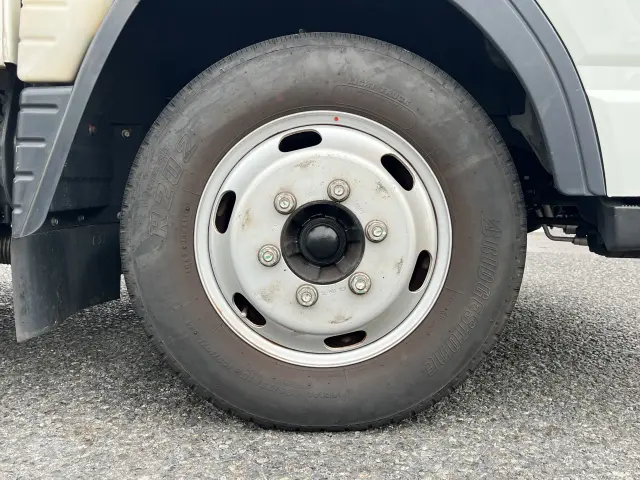 三菱 キャンター 2TG-FBA00(2WD)の写真37