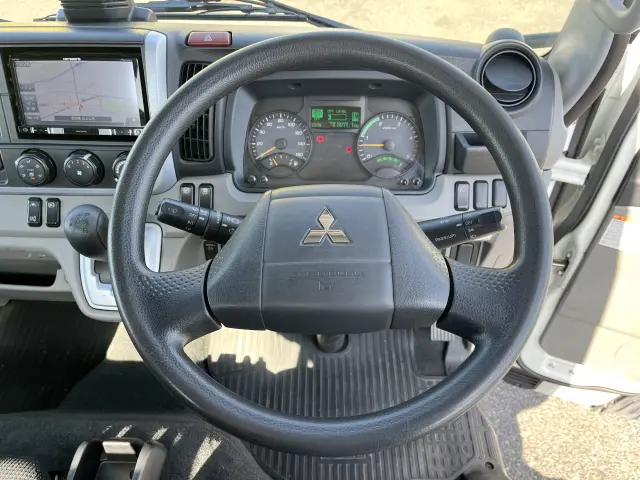 三菱 キャンター 2TG-FBA00(2WD)の写真15