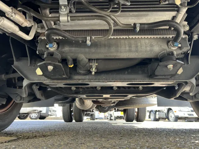 三菱 キャンター 2TG-FBA00(2WD)の写真30