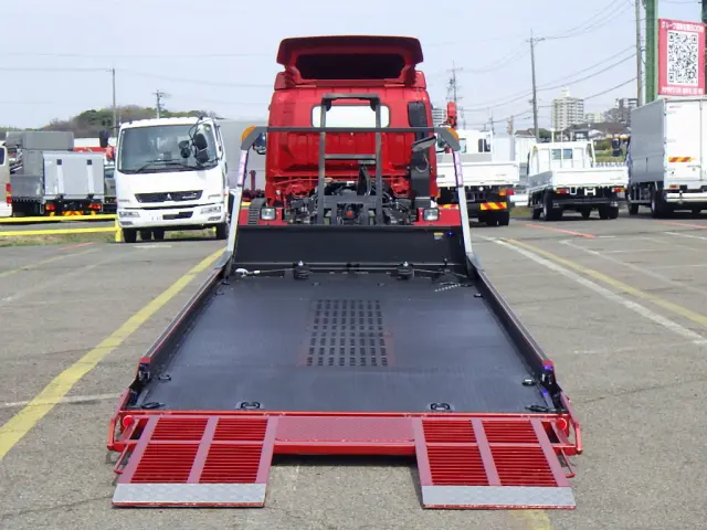 三菱 キャンター 2PG-FEB80(2WD)の写真7