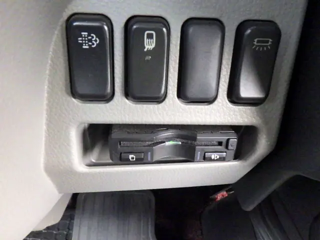 三菱 キャンター 2PG-FEB80(2WD)の写真17