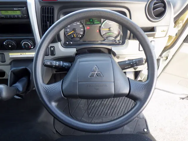 三菱 キャンター 2PG-FEB80(2WD)の写真13