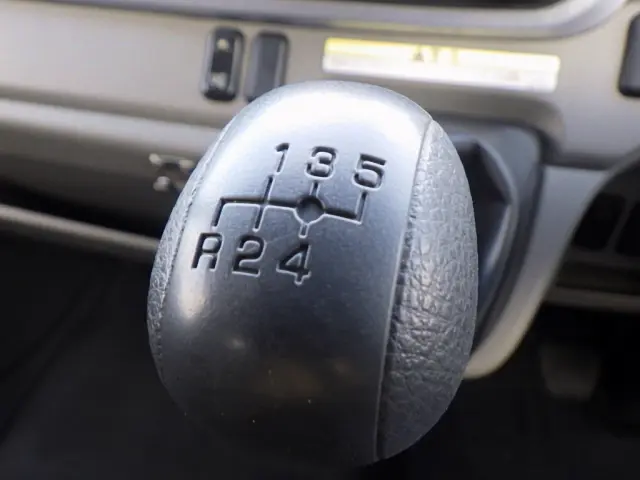 三菱 キャンター 2PG-FEB80(2WD)の写真14