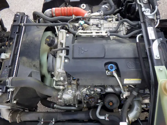 三菱 キャンター 2PG-FEB80(2WD)の写真26