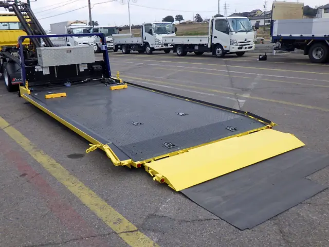 三菱 キャンター 2PG-FEB80(2WD)の写真32