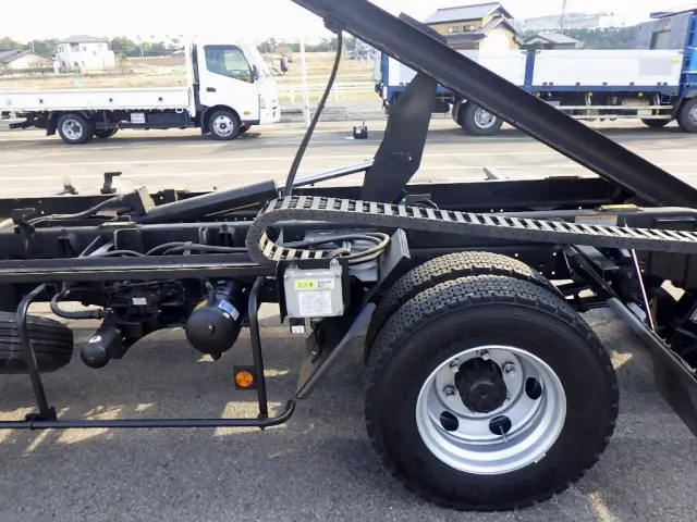 三菱 キャンター 2PG-FEB80(2WD)の写真38