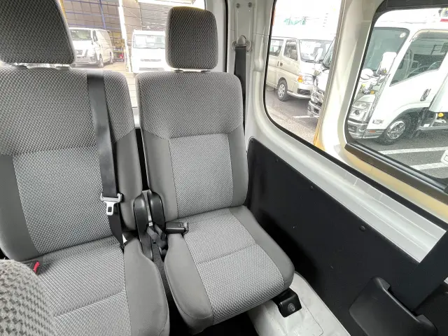日産 キャラバン CBA-KS2E26(2WD)の写真11