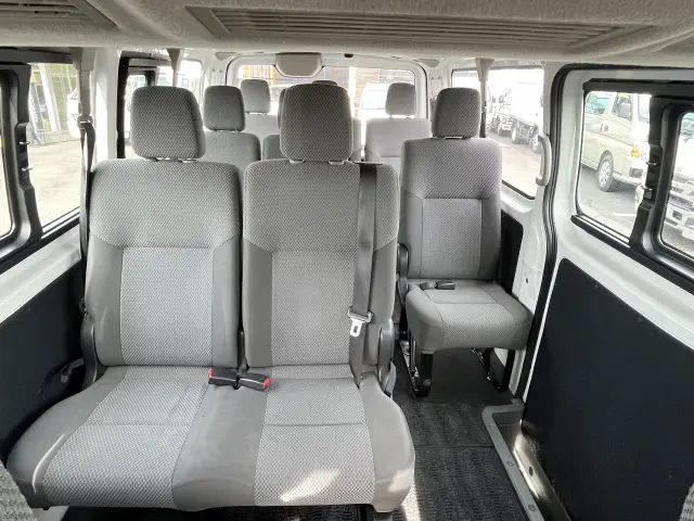 日産 キャラバン CBA-KS2E26(2WD)の写真13
