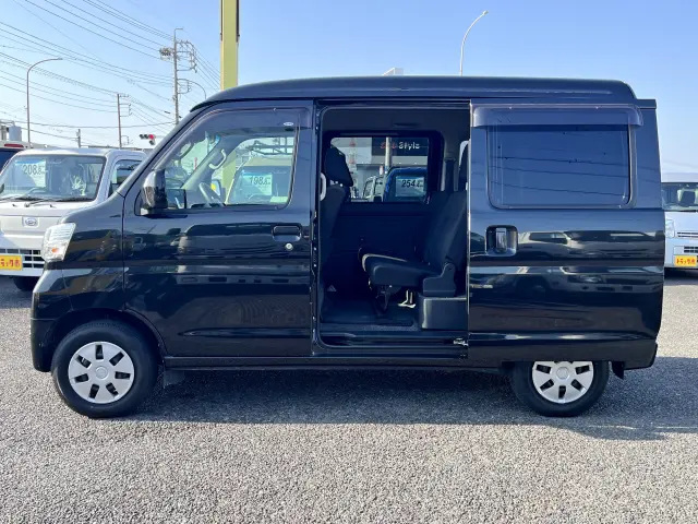 ダイハツ ハイゼットバン EBD-S321Vの写真4