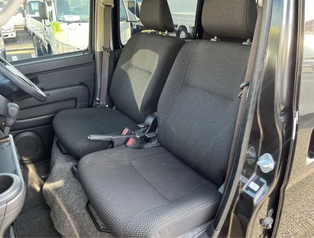 ダイハツ ハイゼットバン EBD-S321Vの写真17