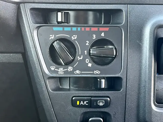 ダイハツ ハイゼットバン EBD-S321Vの写真23