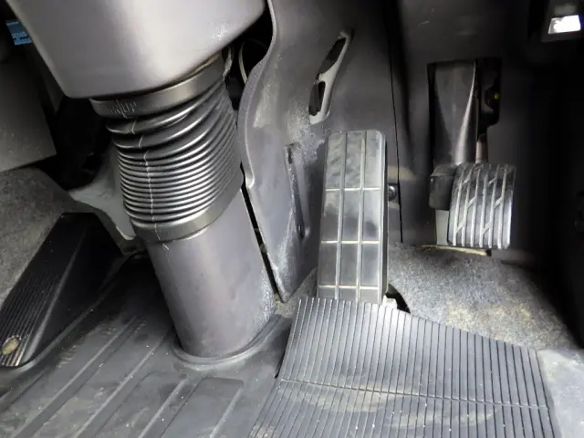 ＵＤ クオン 2PG-CG5CA(8x4)の写真19