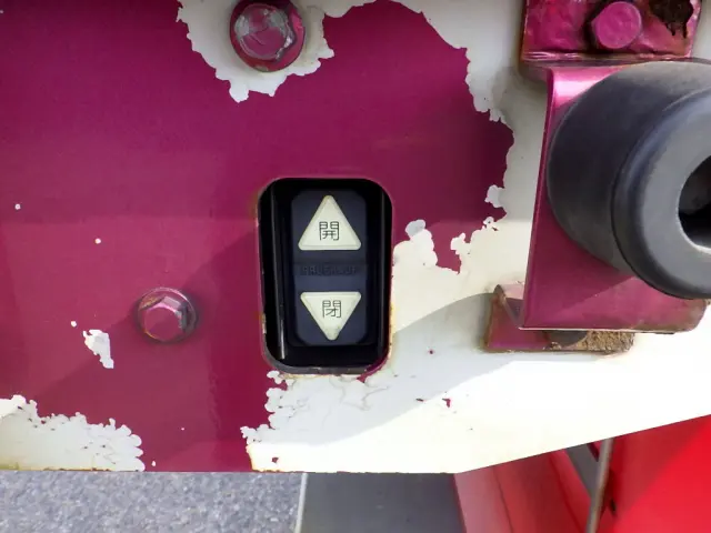 ＵＤ クオン 2PG-CG5CA(8x4)の写真32