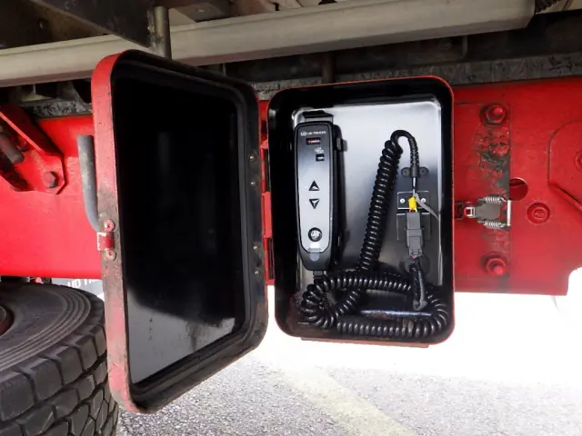 ＵＤ クオン 2PG-CG5CA(8x4)の写真40