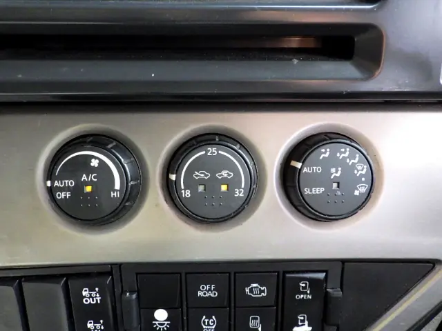 ＵＤ クオン 2PG-CG5CA(8x4)の写真46