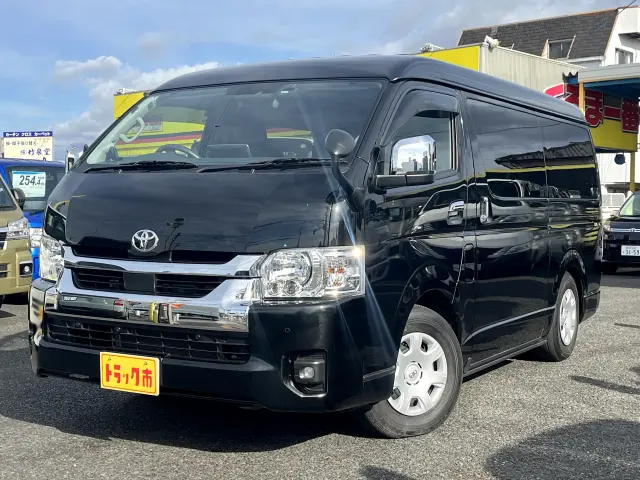 トヨタ ハイエース 3BA-TRH219W改(4WD)の写真1
