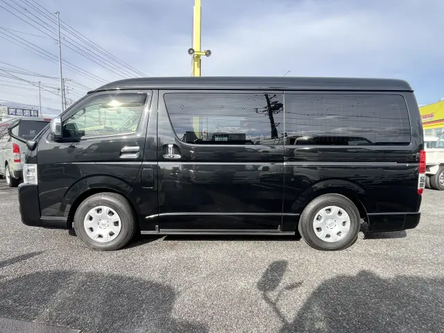 トヨタ ハイエース 3BA-TRH219W改(4WD)の写真3