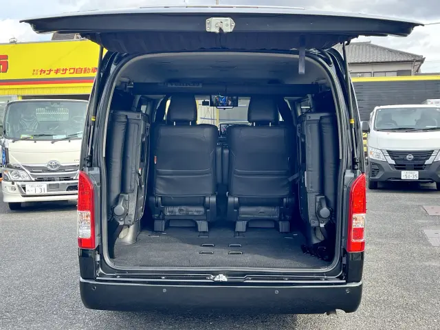 トヨタ ハイエース 3BA-TRH219W改(4WD)の写真8