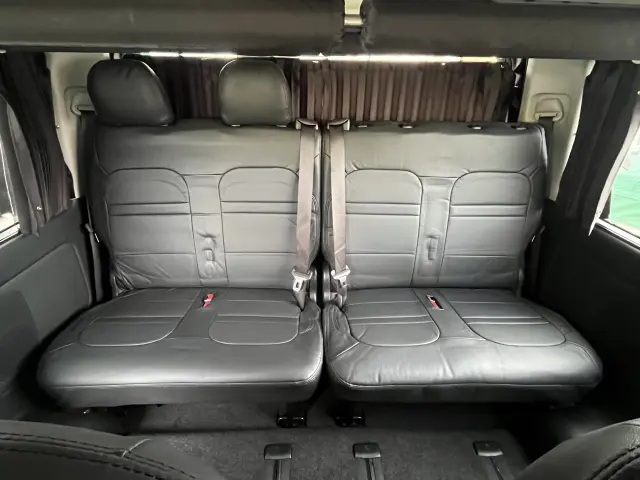 トヨタ ハイエース 3BA-TRH219W改(4WD)の写真12