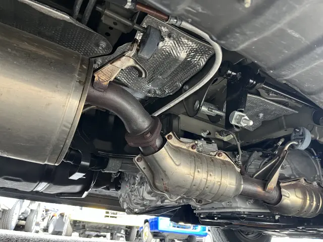 トヨタ ハイエース 3BA-TRH219W改(4WD)の写真40