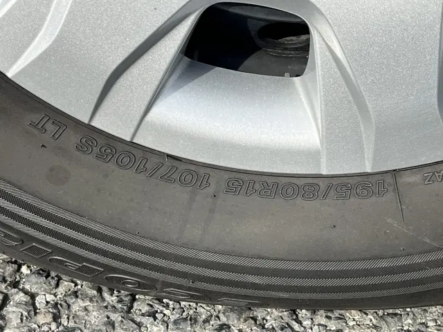 トヨタ ハイエース 3BA-TRH219W改(4WD)の写真46