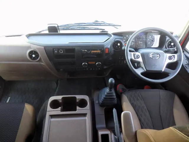 日野 レンジャー 2PG-FD7ABG(2WD)の写真12