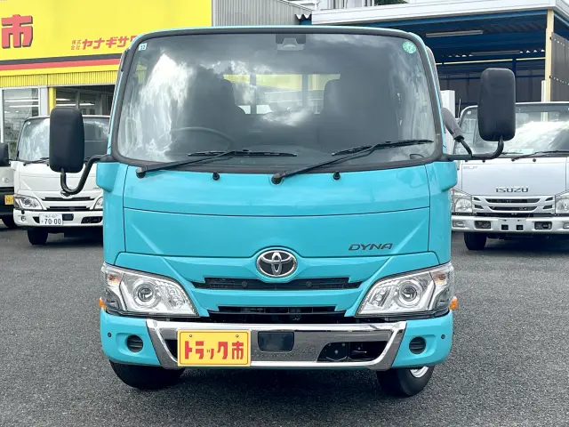 トヨタ ダイナ 3BF-TRY230(2WD)の写真2