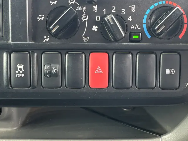 トヨタ ダイナ 3BF-TRY230(2WD)の写真21
