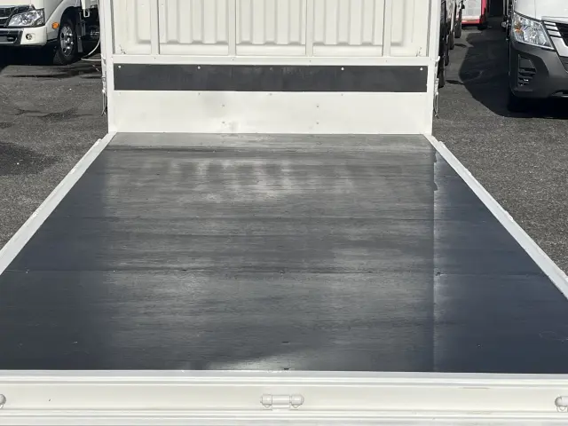 三菱 キャンターガッツ TKG-BSZ2F24(2WD)の写真8