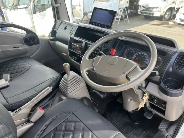 三菱 キャンターガッツ TKG-BSZ2F24(2WD)の写真12