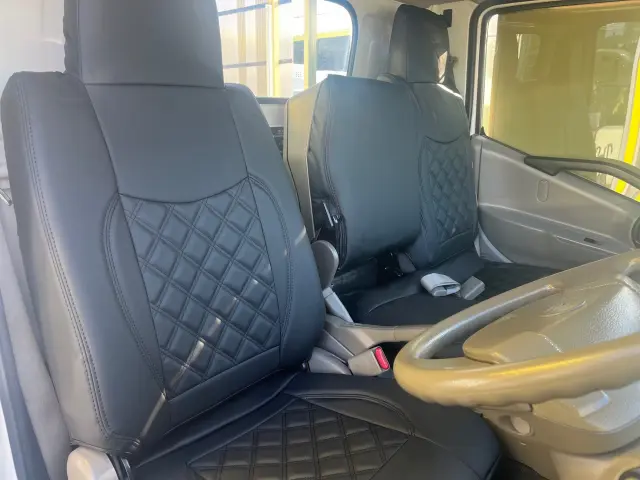 三菱 キャンターガッツ TKG-BSZ2F24(2WD)の写真13