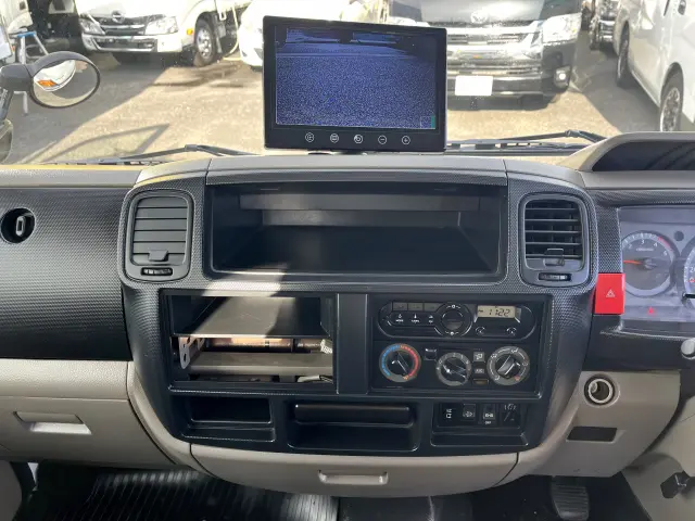 三菱 キャンターガッツ TKG-BSZ2F24(2WD)の写真16