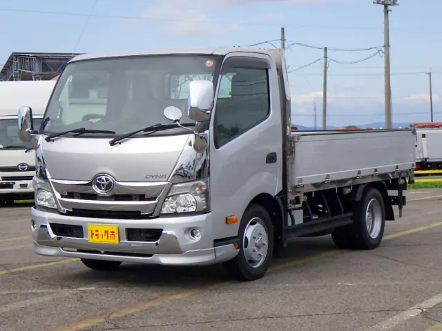 トヨタ ダイナ TKG-XZU700(2WD)の写真3