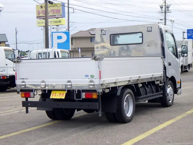 トヨタ ダイナ TKG-XZU700(2WD)の写真7