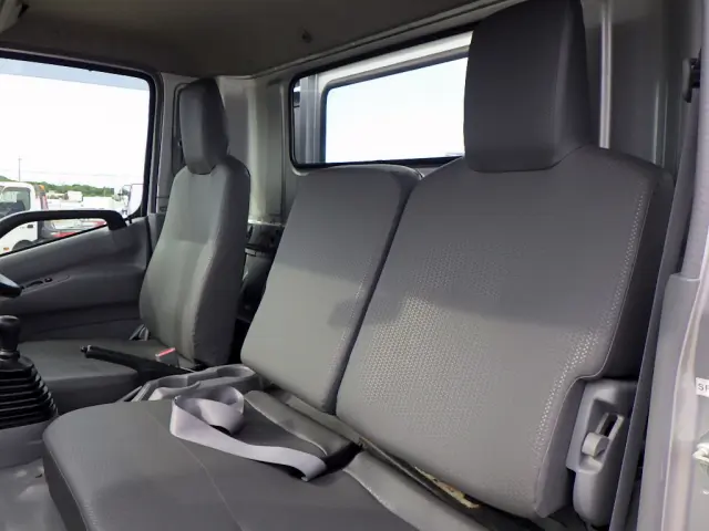 トヨタ ダイナ TKG-XZU700(2WD)の写真32