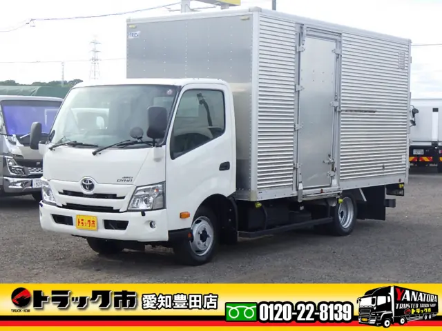 トヨタ ダイナ 2KG-XZU775(4WD)の写真1