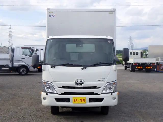 トヨタ ダイナ 2KG-XZU775(4WD)の写真3