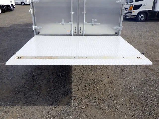 トヨタ ダイナ 2KG-XZU775(4WD)の写真26