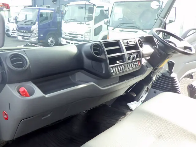 トヨタ ダイナ 2KG-XZU775(4WD)の写真44