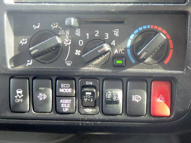 トヨタ ダイナ 2KG-XZU775(4WD)の写真46