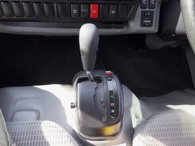 トヨタ ダイナ LDF-KDY231(2WD)の写真12