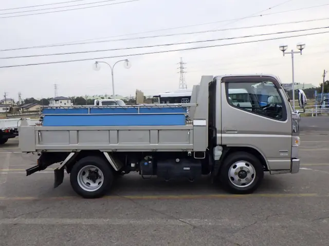三菱 キャンター TPG-FBA60(2WD)の写真5