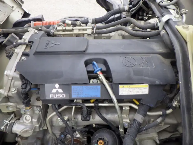 三菱 キャンター TPG-FBA60(2WD)の写真24