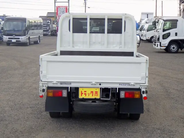トヨタ ダイナ 2RG-XZU605(2WD)の写真6