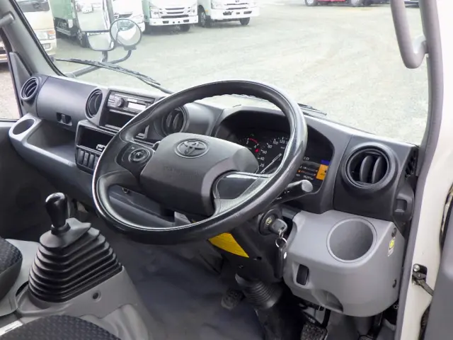 トヨタ ダイナ 2RG-XZU605(2WD)の写真40
