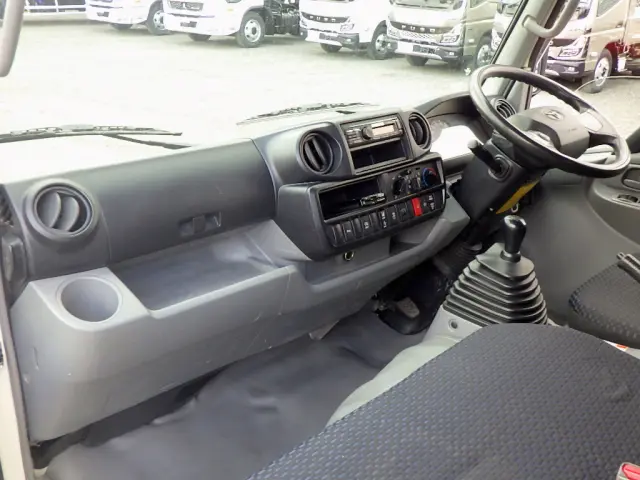 トヨタ ダイナ 2RG-XZU605(2WD)の写真41