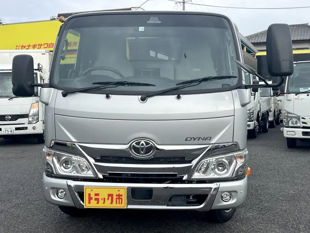 トヨタ ダイナ 2DG-GDY231(2WD)の写真2