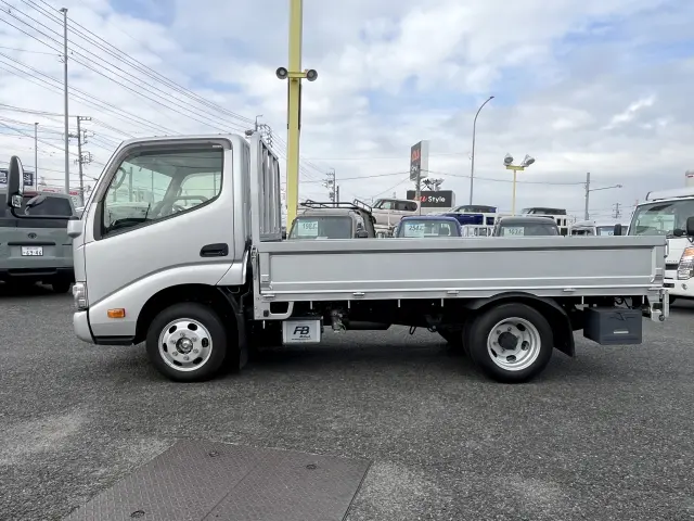 トヨタ ダイナ 2DG-GDY231(2WD)の写真3